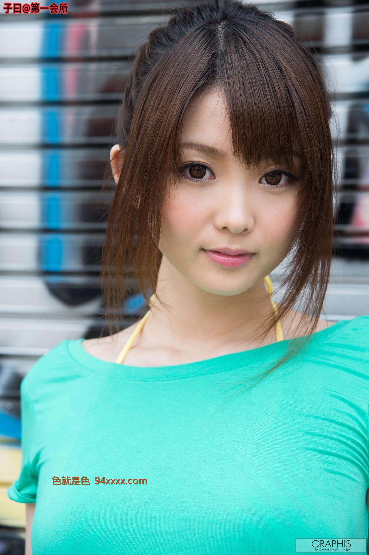 超高颜值的白嫩小妞-2[30P]