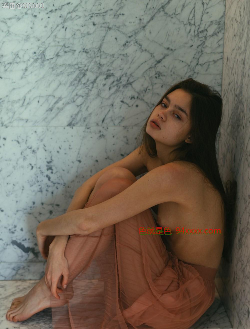 莉萨·雅科维娜Lisa YakovinaPS杂志写真[14P]