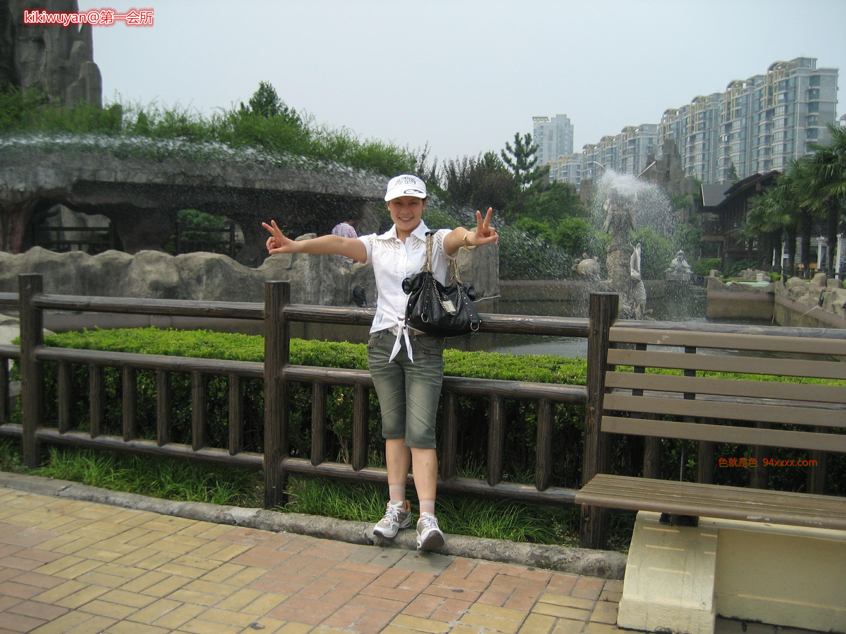 短发少妇开房沙发坐莲[24P]
