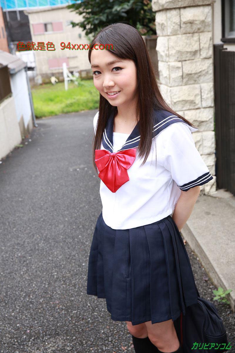 学生妹樱桃被诱进小黑屋，落入猥琐男的魔掌 [24P]