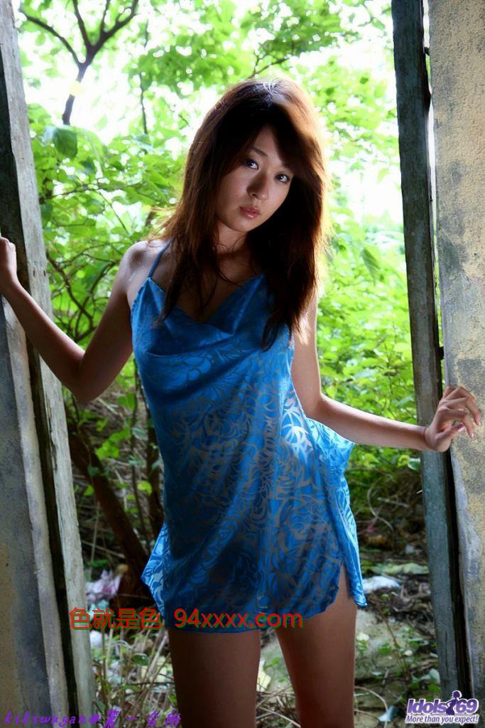 熊田夏树-Risa Misaki in Idols69 set Model Rika in red[15P]