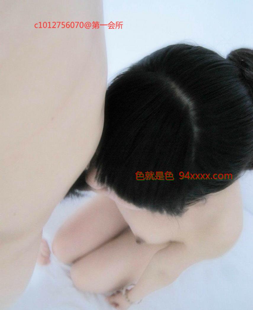 一戰淫蕩MM口交太舒服了沒忍住射她一嘴 [14P]