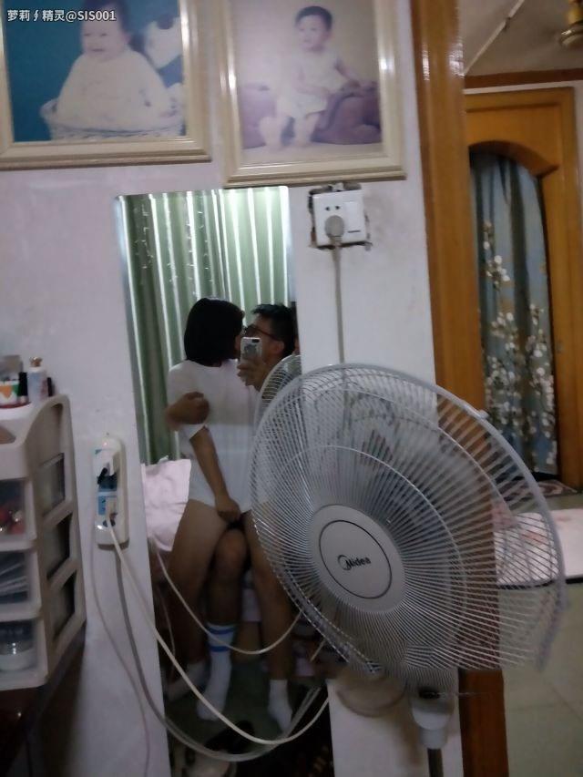 女朋友家里没人，那就不客气了 [13P]