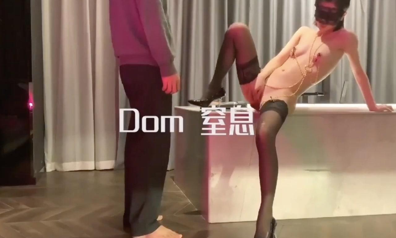 推特大神Dom窒息咖啡店女老板后续1的啊