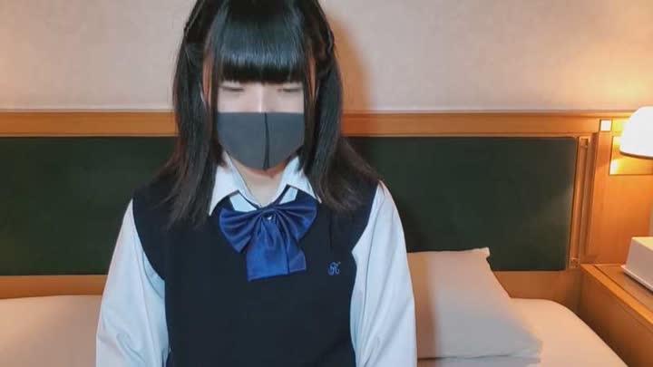 FC22140682 个撮県立普通科①去年〇で初体験の黒髪꘎꘎の幼い生膣を愉しみ2回中出し本编目モザなし new