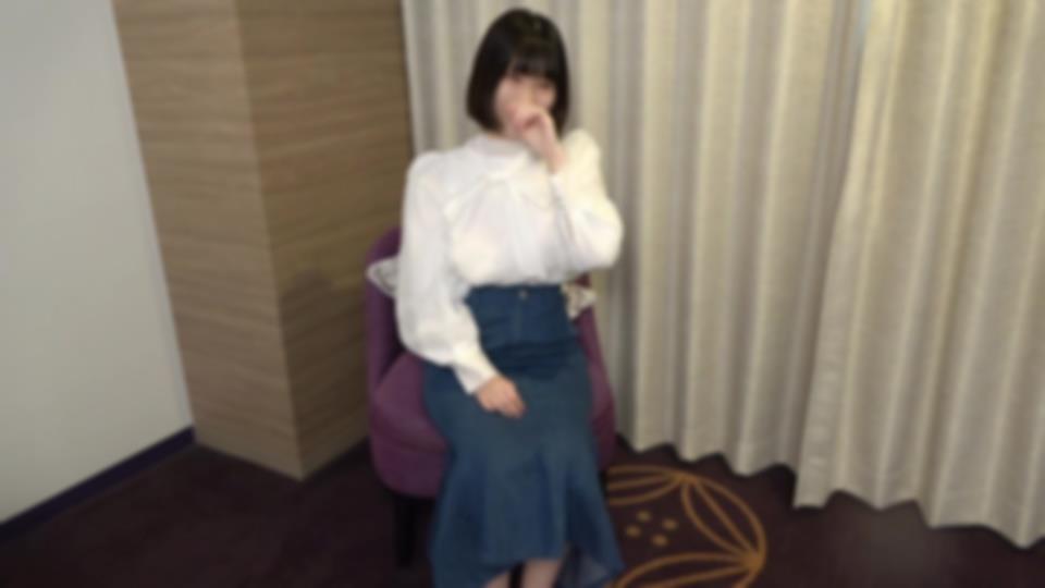 純白美巨乳のGカップ。スレンダー美人でグラビア級の身体を持つインテリ国語教師。大量中出し２回戦に大量顔射の３発の特別補習！
车牌号：FC2PPV4376961