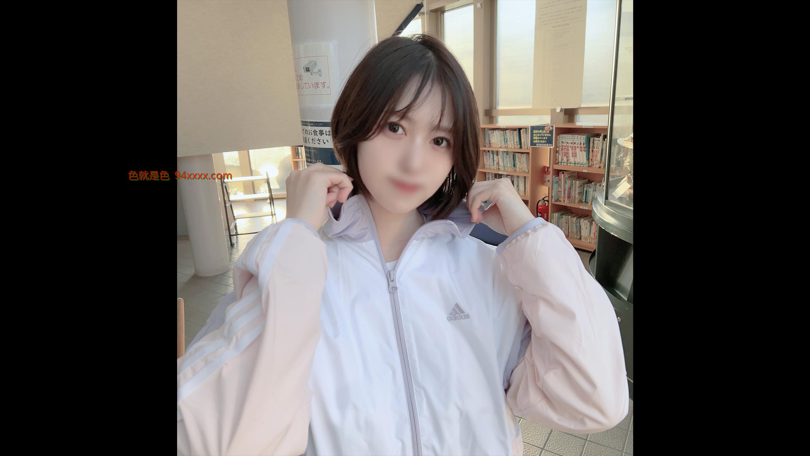 初撮影・顔出し！！明日まで限定！！僕の美容室で働く九州から上京してきた初心で押しに弱い新人美容師を店外に連れ出し野外猥褻！！上司という絶対的な立場を利用し2回連続生中出し！！
车牌号：FC2PPV4245658