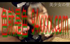 えりかちゃんがついに人生初３Pでダブルフェラチオしちゃいました！
车牌号：FC2PPV4239688