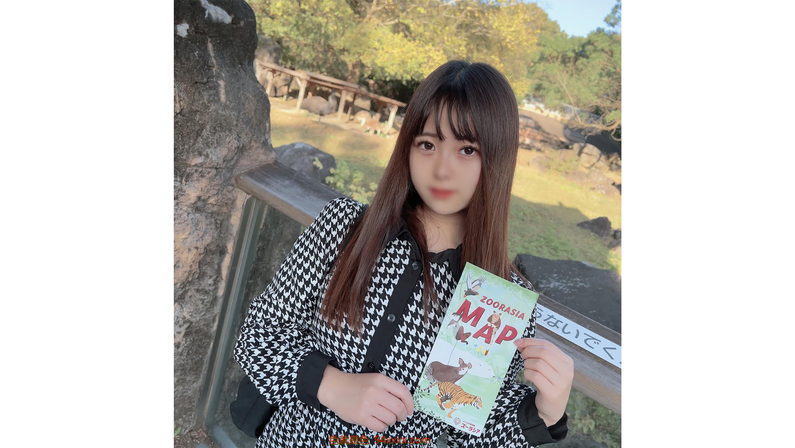 初撮影・顔出し！！3日間限定！！「別に好きなんかじゃないもん！」素直に自分の気持ちを表現できない女末キャラでお年頃のツンデレ女◯大生・・・女心を巧みに利用し2回連続膣内射精！！
车牌号：FC2PPV4208743