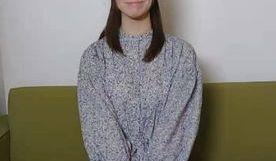 笑颜が素敌なぴちぴち19歳真っ白で绮丽な素肌。モデル美少女大学生がついに颜出し。