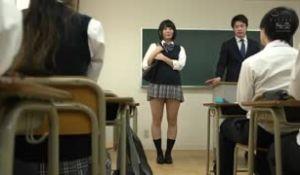 被学校泳装爱好者们盯上…乃木萤 SSNI-774