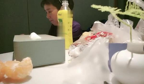 良家故事，跟随大神学泡良，攻占了姐妹团，人妻们的共同炮友，酒店里轮流选妃来操，牛逼翻了
