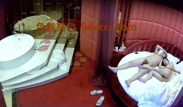 精品酒店偷拍苗条美女和男上司偷情搞了好久才勃起狠狠草
