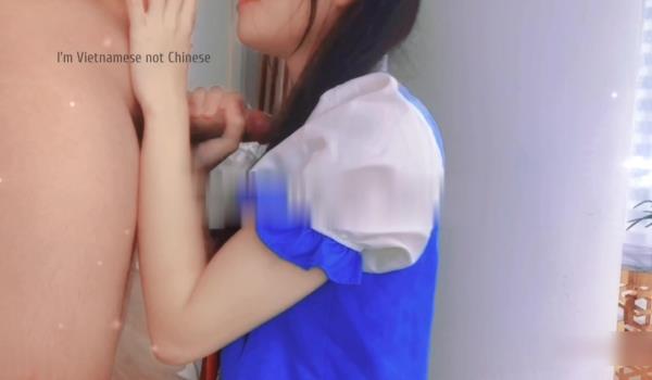 《顶级炸弹萝莉控必备》推特超极品合法卡哇伊稚嫩福利姬Lepau私拍，制服紫薇与大个爸爸各种啪啪，年轻人轻轻如此反差