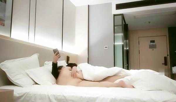 良家故事泡良最佳教程，知性美人妻，连续两天干了几炮，听话换上黑丝，真骚的良家超赞