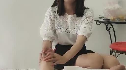 店里偷拍和少妇