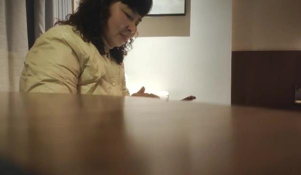 中年妇女收割机良家故事，跟着大神学泡良，如此寂寞的灵魂等待安慰，人妻姐姐似乎不是第一次了，激情暴插淫叫