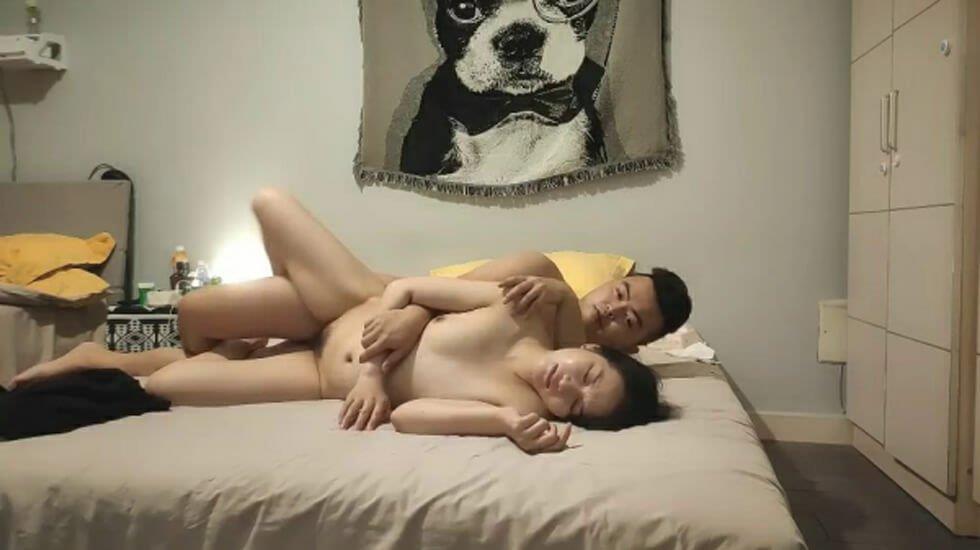 2600约足浴小妹，美乳长腿做爱好激情