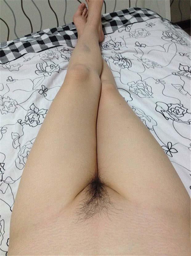 约来附近的妹子来玩不带套插入12P