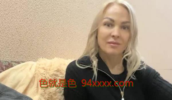 一个小卡拉，计划扛起海外探花的大旗，上门服务，风骚人妻，D罩杯大胸，无毛嫩穴，浪叫连连淫靡佳作
