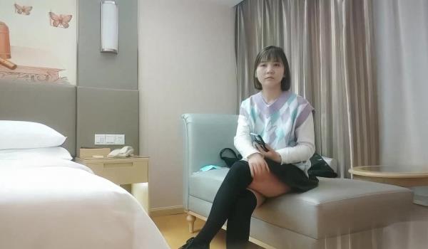 霸榜一周探花一哥今夜高端外围继续甜美短发气质邻家女神舔穴口交啪啪激情无限