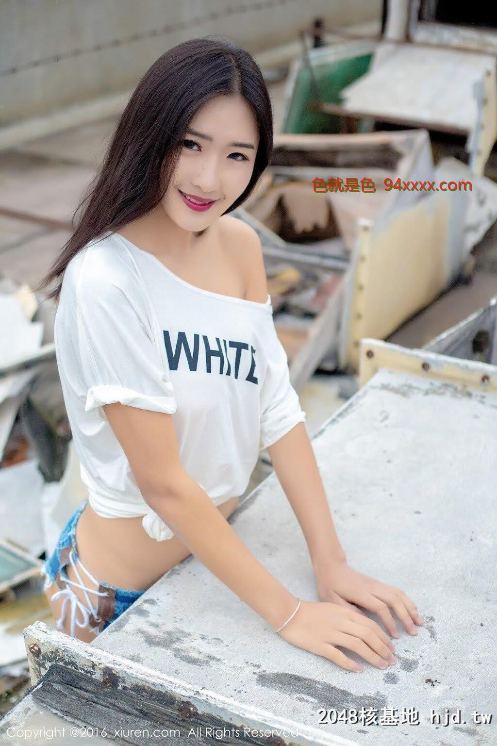 火辣嫩模周琰琳妖豔得眼神配上极致美尻[50P]