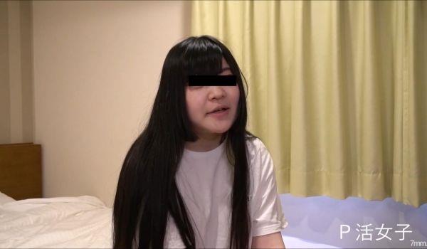 原始的Nakadashi！20岁 长发、斑点眼的职业学生，内心被操得生疼！
