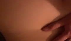 人渣趁着媳妇上夜班在晚饭的汤里放了催情药把大姨子搞到了床上啪啪第01集