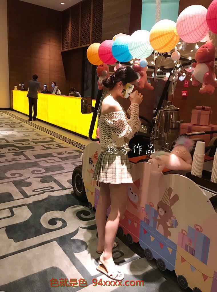 来泡个温泉这样～面对闪烁的摄像头监控大叔会喜欢嘛[23P]
