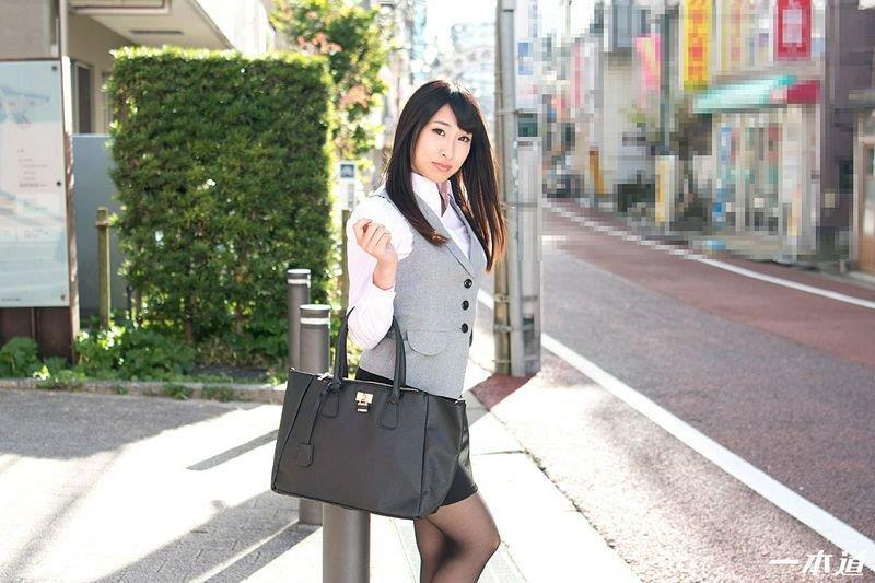 白瀬ここね：美人OL即ハメ白瀬ここね