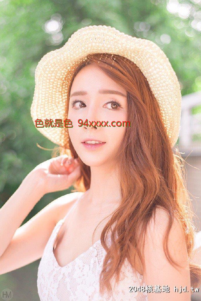 性感尤物陆梓琪美乳撩人妩媚写真[25P]