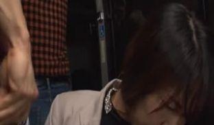 DANDY-495「満员バスでグルのカップルの浓厚キスを见せつけてからキスま第03集