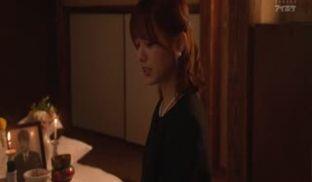 [中文字幕]IPZZ-012美しき未亡人里切りの孕ませレ×プ夫の遗影の前でクズ同僚に何度も何度もイカされ中出しされてしまった私希岛第01集