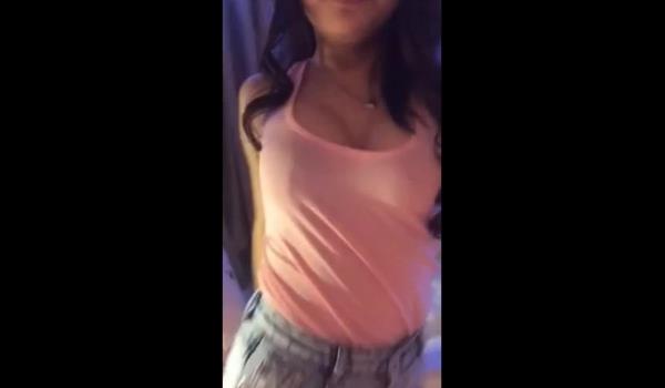 细腿尖脸草莓rasa微博私密视频8部合1部完整版