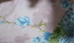 《熟女控☀️必备》原创大神给久战沙场离异黑比干妈剃阴毛，然后道具 肉棒直接给干潮喷了3第01集