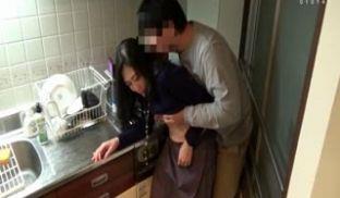 JJPP-150イケメンが熟女を部屋に连れ込んでSEXに持ち込む様子を盗撮した动画。FANZA限定！先行配信スペシャル！！83第02集