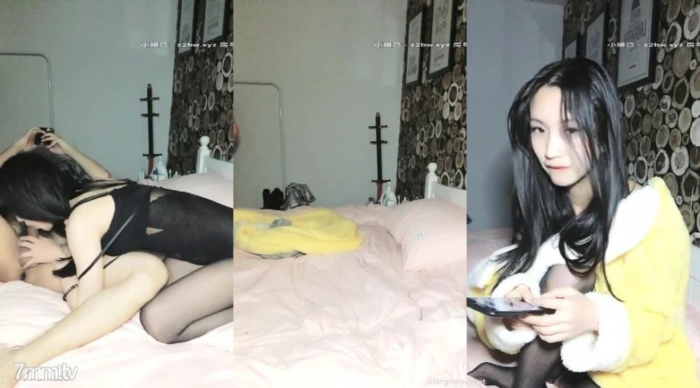 纯欲型超御姐黑丝美腿叫来闺蜜搞双飞。