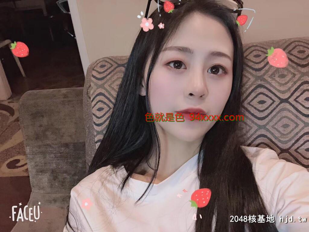 00后超级美少女性爱大胆自拍[25P]