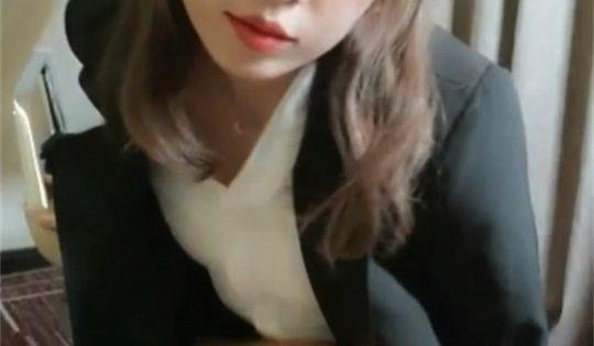 土豪私订拍摄版流出！魔女OL露娜黑丝真空上阵 腿缝春光乍泄 字裤全开阴唇绽放