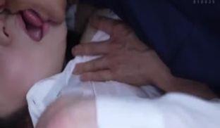 [中文字幕]IPX-632不被丈夫满足的我开始了最低下的工作岬奈奈美第01集