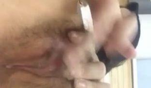 超极品御姐美女放着音乐自慰 粉木耳淫水泛滥 难得的精品