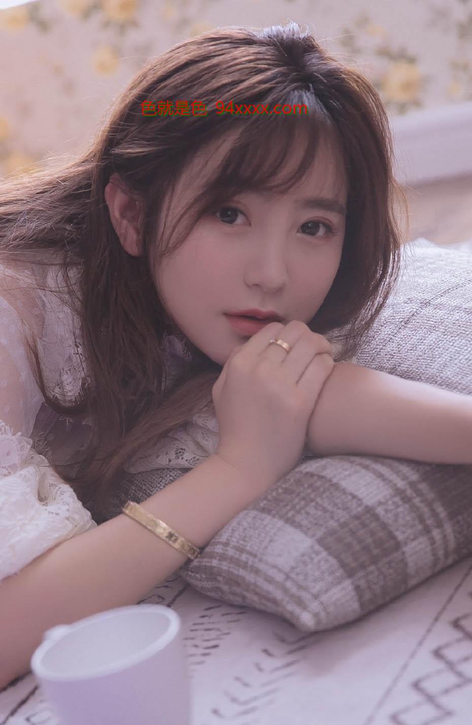 极品美女让你欲罢不能［10p］