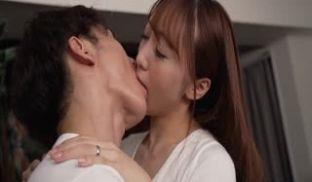 [中文字幕]HUNTB-452「キスだけ。それ以上はダメ…」兄に隠れて兄嫁とキスだけの约束のはずが…。第05集