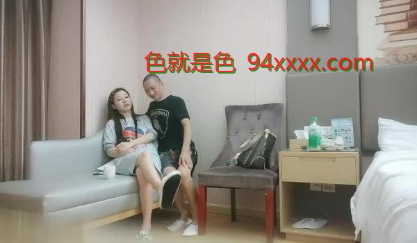 利哥探花瓜子脸大眼睛 极品小姐姐深夜来相会 打桩机战力非凡 啪啪暴插各种角度 飘飘欲仙高潮来了