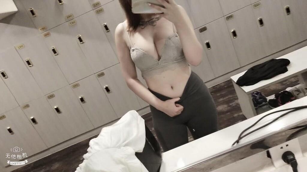 风骚妹子[10p]
