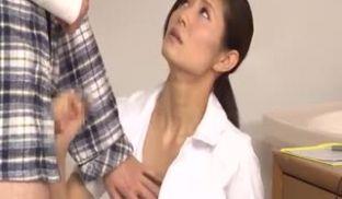 DANDY-466「採精室でイケメン患者と2人きり！不意打ち射精に惊き精子を採取出来なか第10集