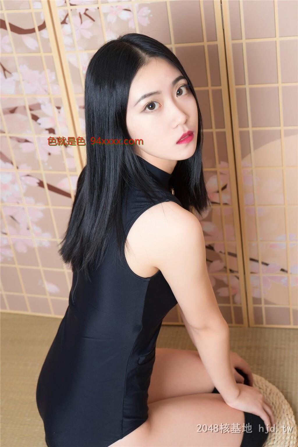 黑色制服的少女[26P]