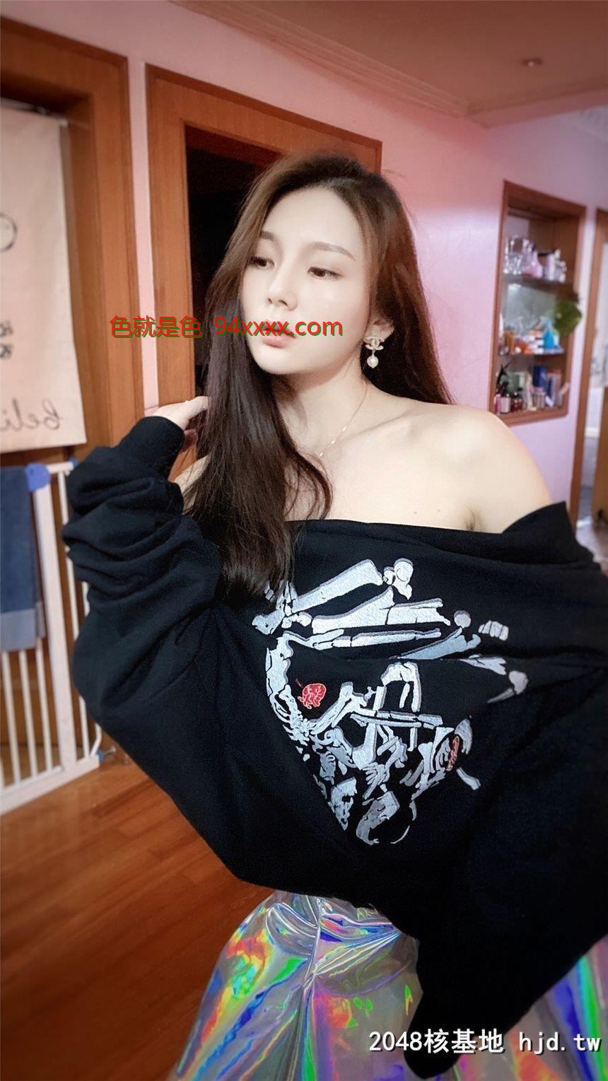 靓丽丁小姐家中性感自拍[25P]