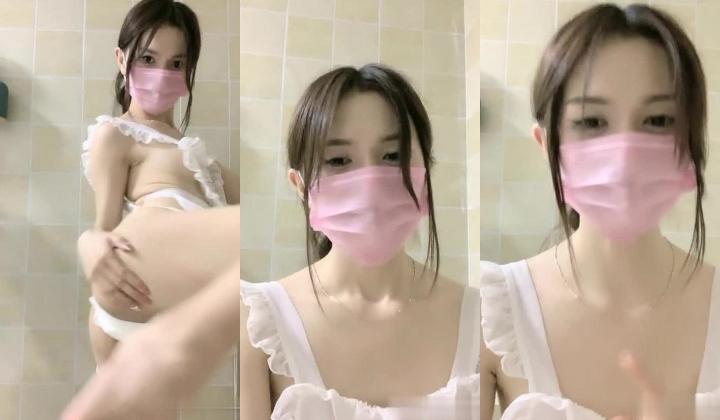 性感极品美女 涵北浴室直播高价掰穴秀，苗条模特身材，秀乳完美诱惑！