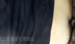 竹林深处，是偷情幽会最佳地点。每次来这她都很兴奋，直接说要